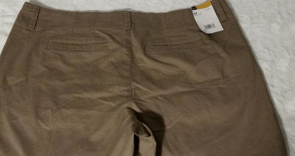 Lee short  Size 16M Straight Fit,Midrise fit light - Picture 4 of 8